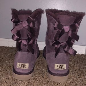 Bailey bow UGGs